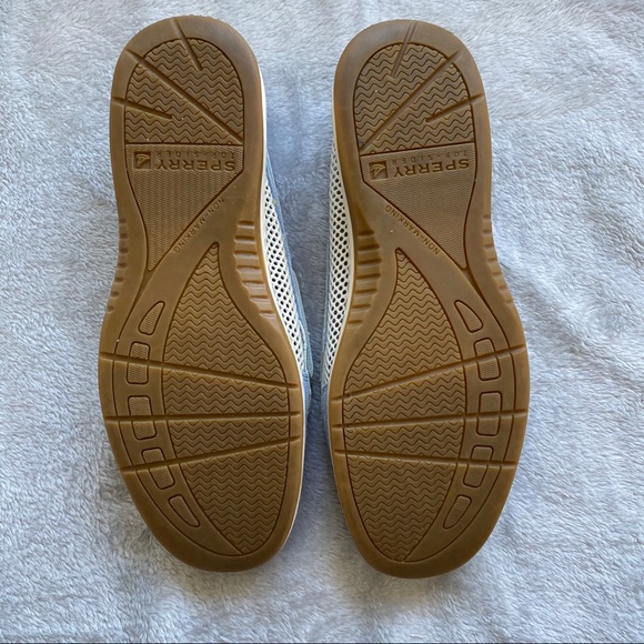 Sperrys - Picture 8 of 9